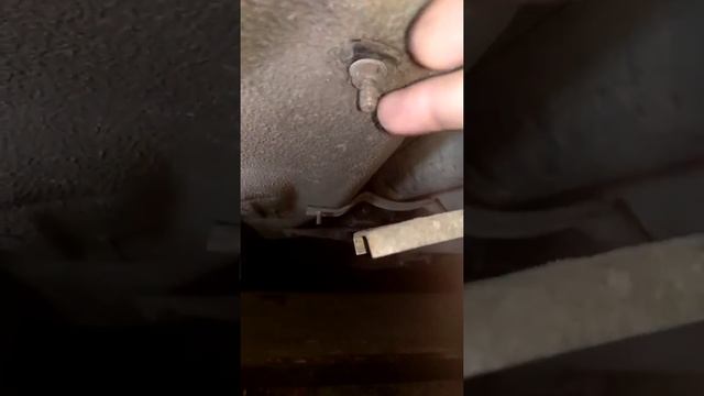 Возможная причина стука кардана ВАЗ 2105 (2101-2107) при трогании, скрежет при движении. смотреть онлайн