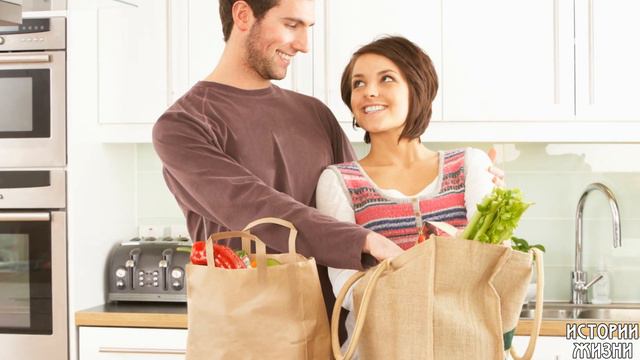 Случайно обнаружил переписку жены. Неужели спустя 25 лет брака, она решила изменить мне...? смотреть онлайн