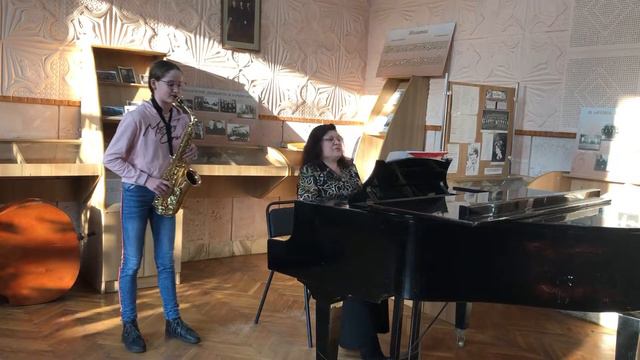 Абрамчук Анна - "Хлопай в такт" Дж. Гершвин (саксофон)