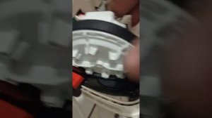 Как снять датчик уровня жидкости с фекального насоса Grundfos?
