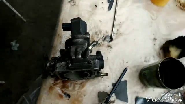 Чистка дроселя на Мазда Примаси смотреть онлайн