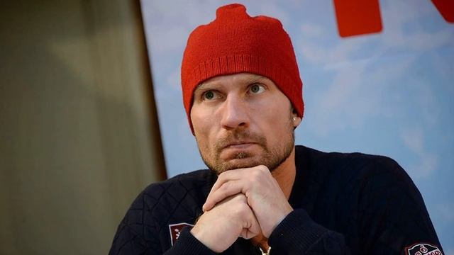 БЕЗ СЛЁЗ НЕ ВЗГЛЯНЕШЬ! Первые фото Романа Костомарова после комы взорвали сеть... смотреть онлайн