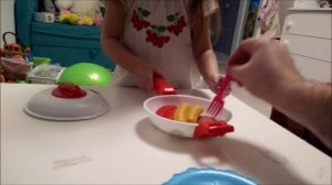 Готовим кушать/ как научить ребенка готовить