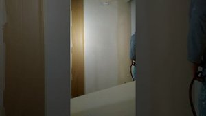 Окраска стен. Деффект. Пузырится краска