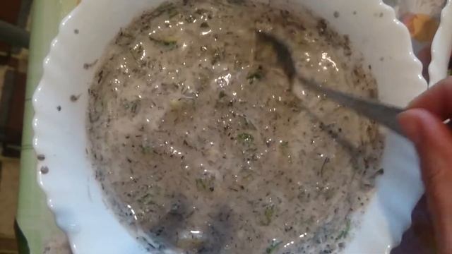 Сыроедческое блюдо (соус из семян подсолнечника). смотреть онлайн