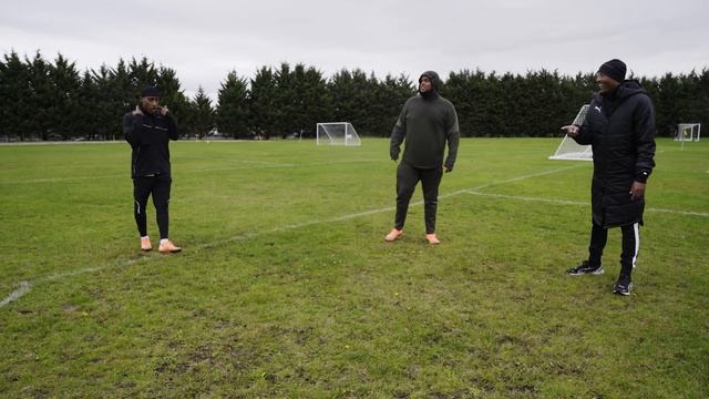 WHO'S FASTER? FILLY OR AN OLYMPIAN? CHUNKZ COLIN JACKSON SPEED CHALLENGE смотреть онлайн