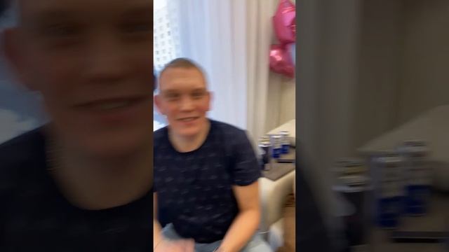 Гендер пати блогера tanyaa_nails маникюрша и беременность гендерный шар как узнать пол ребенка