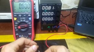 Лабораторный блок питания DPS1203U