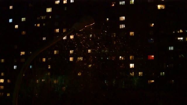 Эксклюзив: снег! В моем городе вновь первый снег....Москва. ЗАО 13.10.2016 г. 22 часа. смотреть онлайн