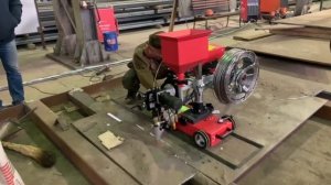 Сварка листов трактором INSAW (Integral) под слоем флюса на флюсовой подложке