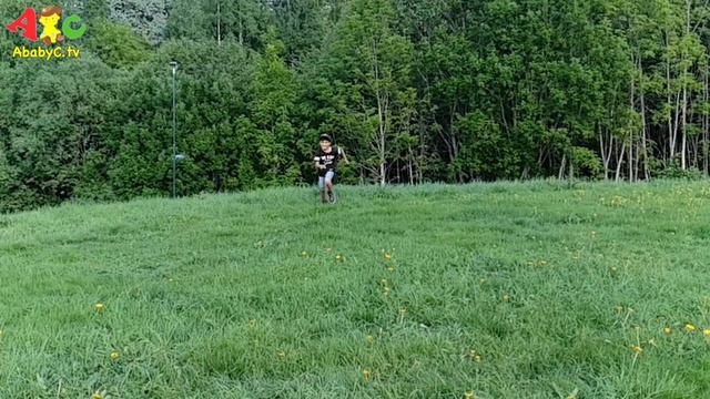 2 Years old Galaxy S9 Super Slow Mo 920 FPS Tested смотреть онлайн