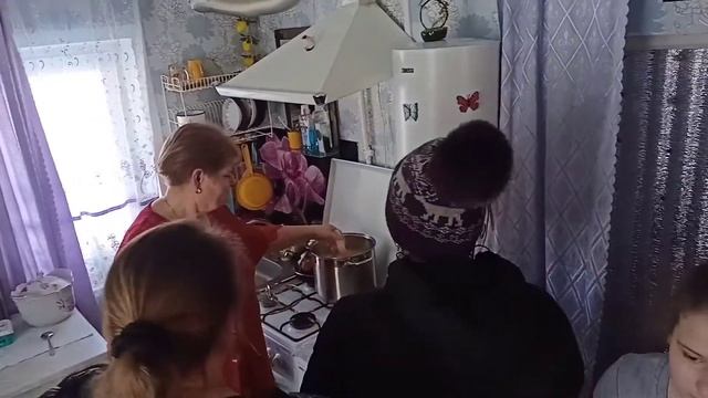 Юбилей свекрови.Много цветов.Хорошо посидели смотреть онлайн