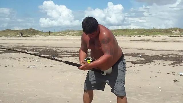 Day 2(3of4): Land Based Blacktip and Bull Shark Fishing, Part 3 смотреть онлайн