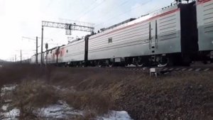 Эксклюзив! Испытания электровоза 3ЭС5С-001 "Атаман" с приветом.
