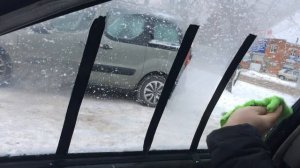 ЛайфХак: пена для бритья против запотевания стёкол