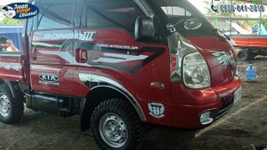 4X4 Kia Bongo 3 J3 ELECTRONIC vs Kia Bongo 2 JT MECHANICAL