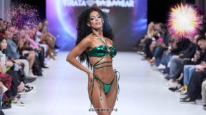 The Most Excellent Supermodels at the 2024 Fashion Show #beachbunny #swimwear #girls #women #top #hi