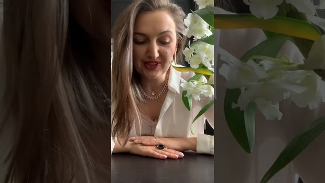 Стихотворение «Сейчас настало время быть добрей» смотреть онлайн