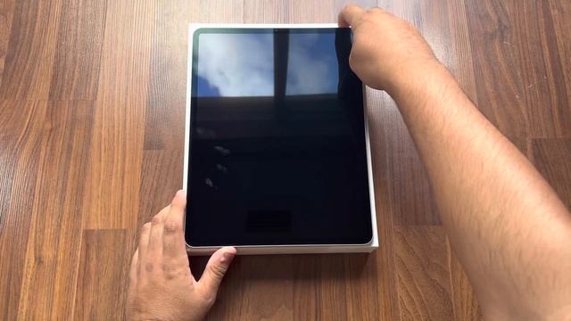 M2 iPad Pro 12.9 128GB (Silver) Unboxing смотреть онлайн