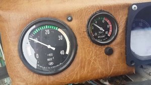 показания мех.датчика давления масла после чистки редукционного клапана.