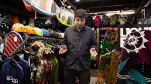 Жилет и шлем для вейкборда: как выбрать