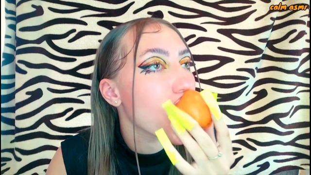 АСМР ИНСТАСАМКА ? АСМР ПАРОДИЯ ? ИТИНГ ? МАКИЯЖ ? ЗВУКИ РТА? #инстасамка #асмр #juicy