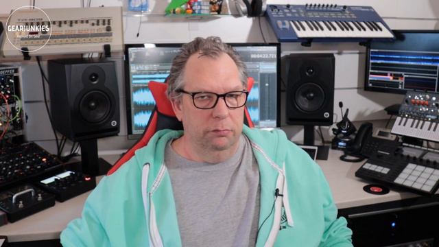 Devine RX serie active studio monitors and subwoofer смотреть онлайн