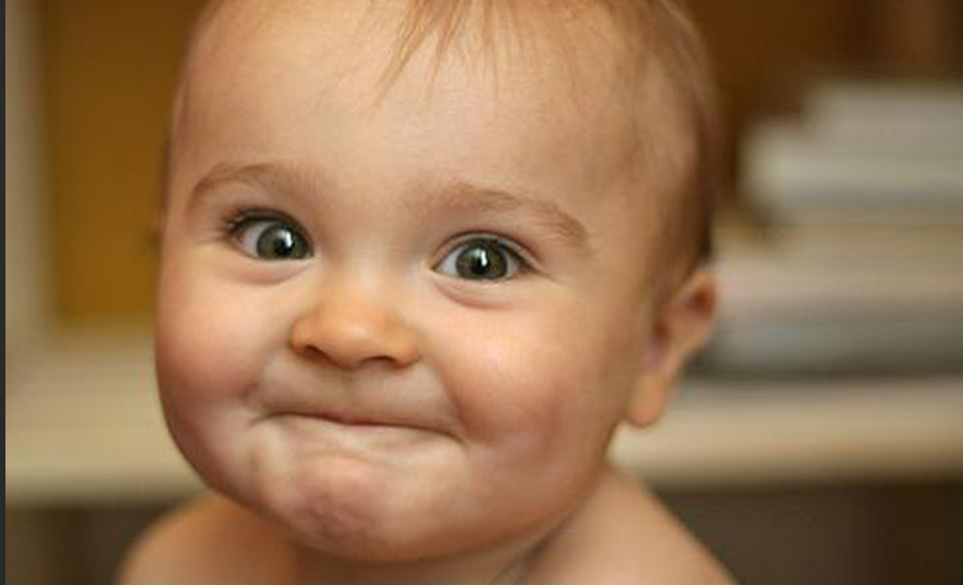 Улыбайся, даже если слёзы капают. Автор текста Оленька Федорович. Стихи. смотреть онлайн