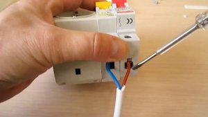 СДЕЛАЙ СЕБЕ САМ!!!ПЕРЕНОСКА С ЗАЩИТОЙ ОТ КОРОТКОГО ЗАМЫКАНИЯ СВОИМИ РУКАМИ!!!