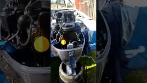 Работа лодочного мотора на холостом ходу