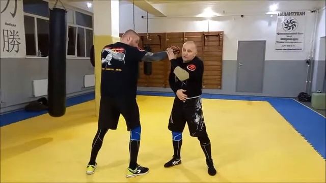 уличная вариация базового цикличного упражнения/street variation of the basic cycle exercise смотреть онлайн