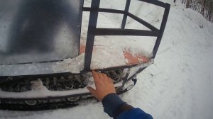 Покатушки на самодельном снегоходе.