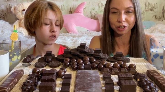 МУКБАНГ?ЧЁРНЫЕ СЛАДОСТИ/ШОКОЛАД BUENO/?МОРОЖЕНОЕ/?КОНФЕТЫ/ПЕЧЕНЬЕ OREO/ВАФЛИ/MUKBANG BLACK SWEET смотреть онлайн