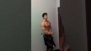 17 years old teen muscle boy : Miles