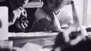 ●Он все еще любит тебя,Не забудет тебя никогда)