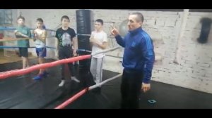 Хлёсткие прямые удары в боксе. Отработка с Эвник