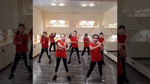 Baby shark songs! Baby shark dance!! Современные детские танцы!!