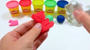 Лепим животных из радужного пластилина Play Doh для детей