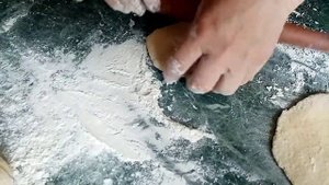 Как легко и вкусно приготовить пирожки с черникой ??