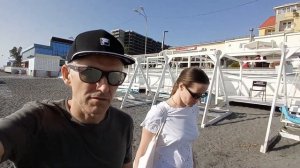 ЦЕНТРАЛЬНЫЙ ПЛЯЖ АДЛЕРА / Обзор / Уже загарают