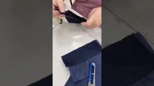 Обработка прорезного кармана в рамку