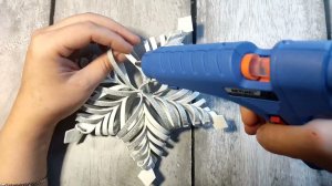 ПРОСТАЯ Снежинка для украшения. Новогоднее украшение DIY