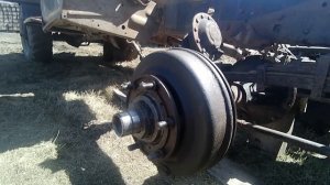 ЗИЛ-157.Регулировка ступицы. Ремонт продольных тяг.