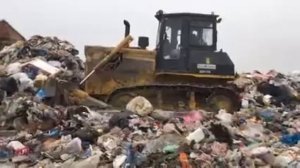 Бульдозер Zoomlion ZD-160 Работает на городской свалке г. Казань