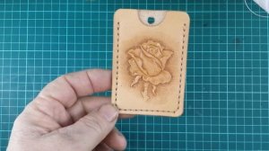 Шьем из кожи. Тиснение рисунка на коже. Роза на картхолдере