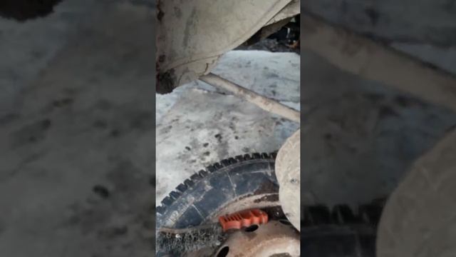 Как прокачать тормоза одному