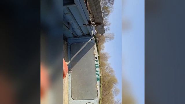 Мы доделаем рулевое управление на лодку Днепр и катаемся! смотреть онлайн