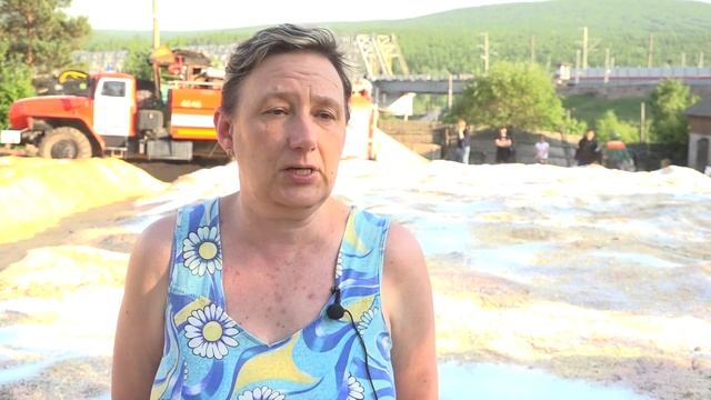Биогумус для комнатных и огородных растений давно стал палочкой-выручалочкой.