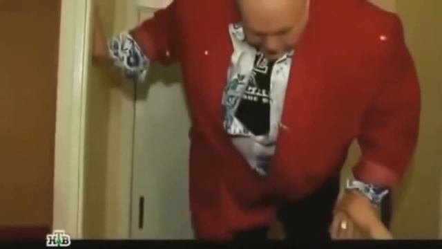 стас барецкий упал с лестницы и начал затирать о своих доходах смотреть онлайн