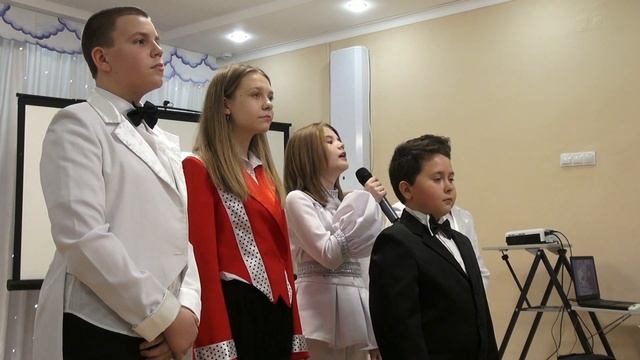 Праздник "День Матери" в МБУ ДО ДДТ смотреть онлайн